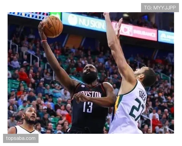 防守三秒NBA规则的具体内容与判定解析 防守三秒NBA规则的具体内容与判定解析